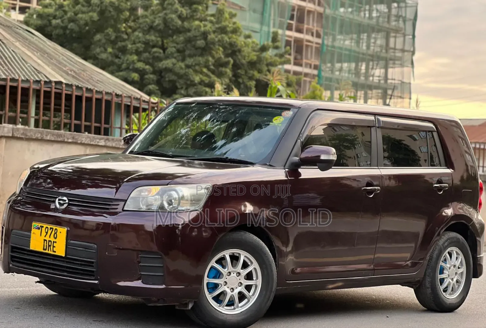 Toyota Corolla Rumion 2010 Burgundy