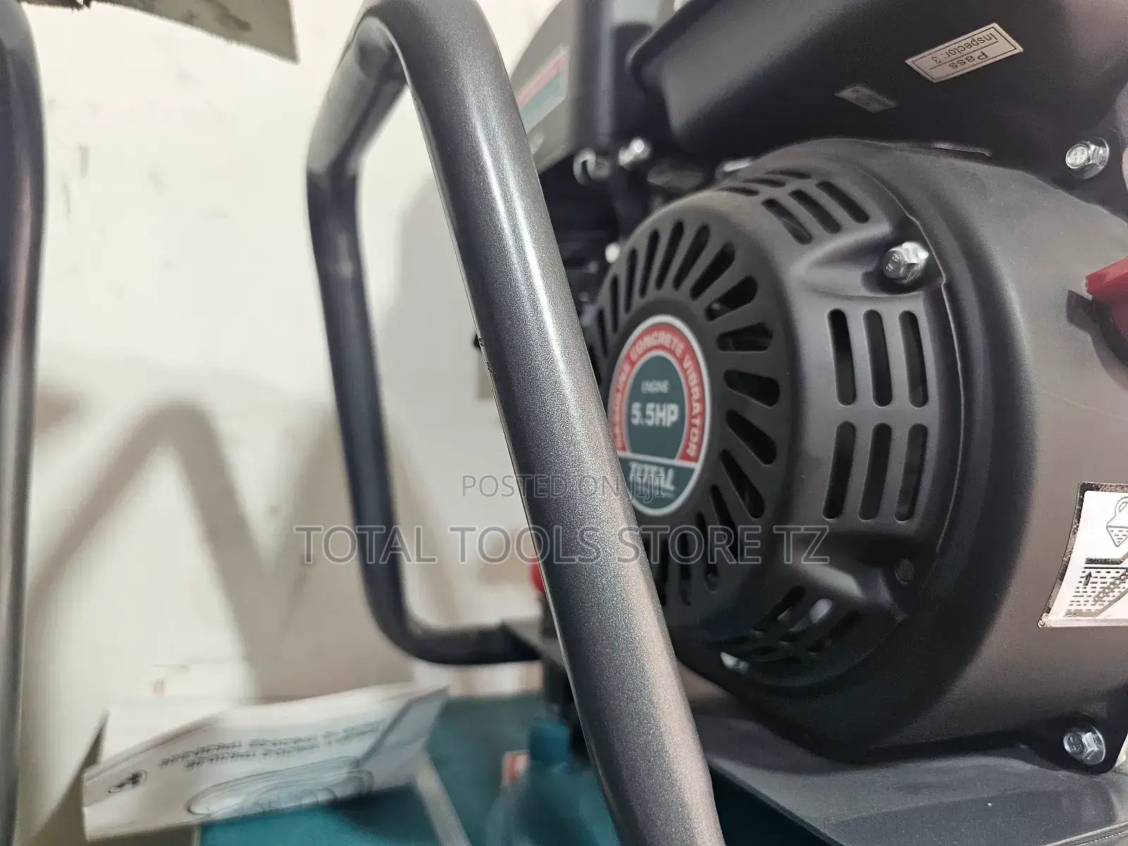 Total Gasoline Vibrator Poker