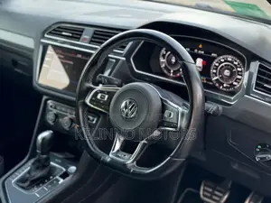 Volkswagen Tiguan 2017 Black
