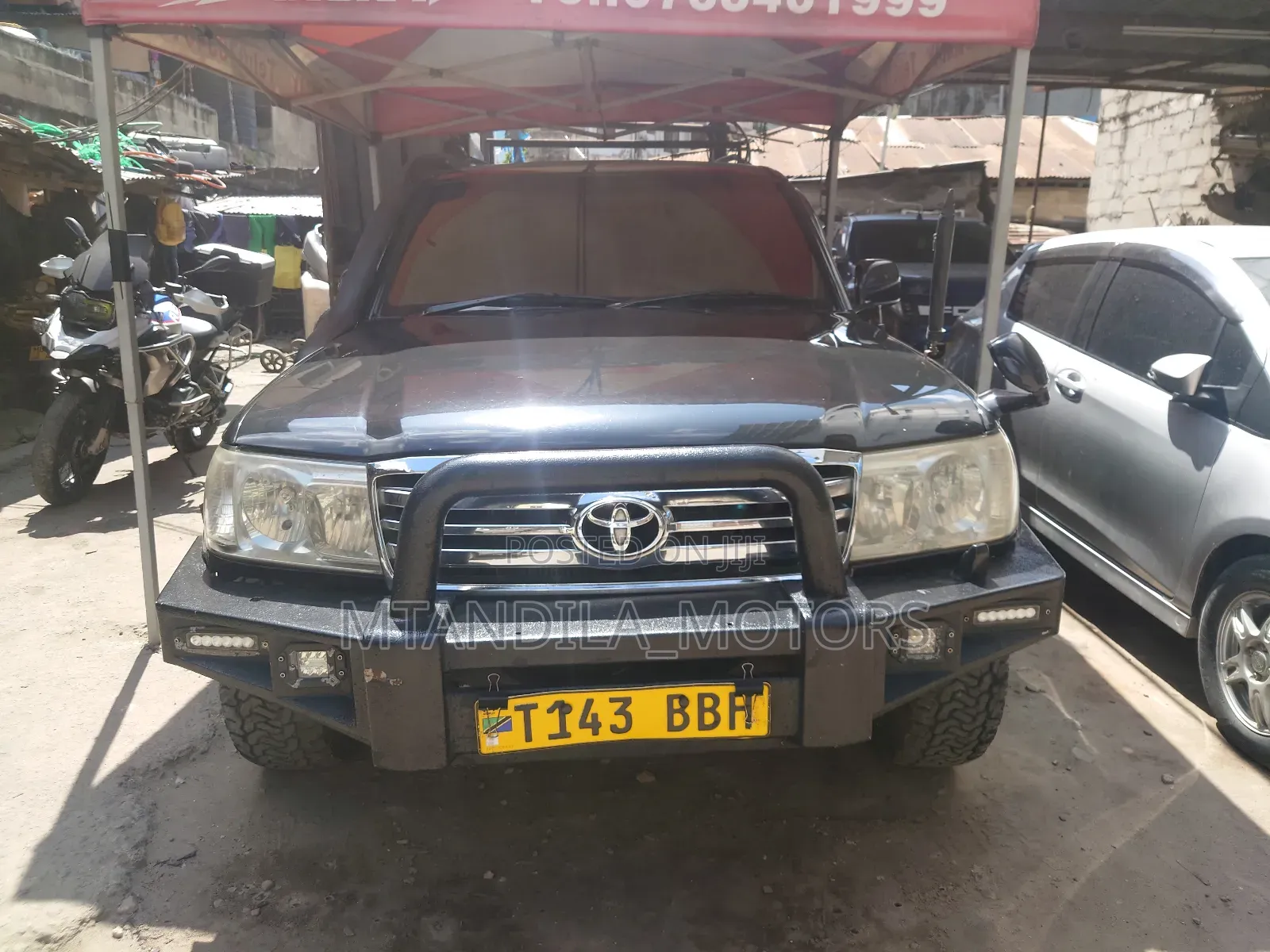 Toyota Land Cruiser 2001 Black