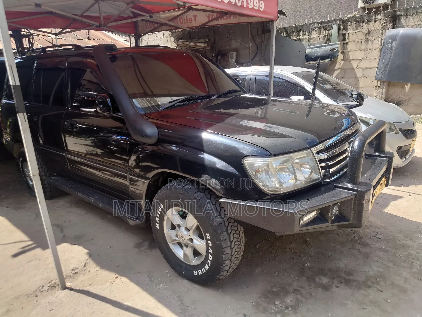 Toyota Land Cruiser 2001 Black