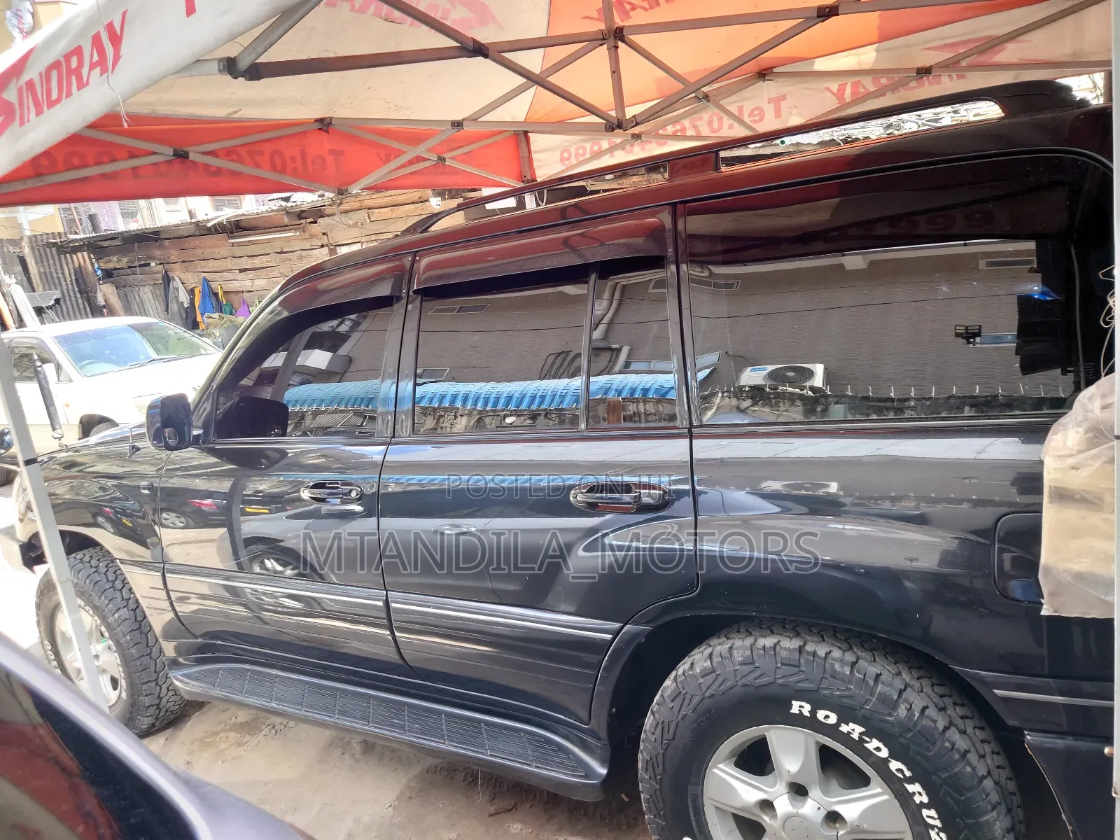 Toyota Land Cruiser 2001 Black
