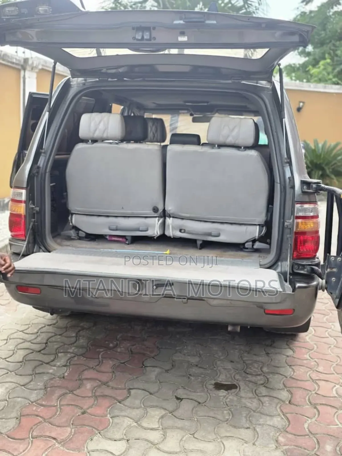 Toyota Land Cruiser 4x4 2004 Beige