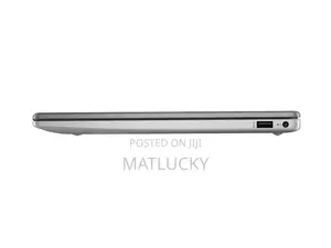 New Laptop HP 240 8GB Intel Core I7 SSD 512GB