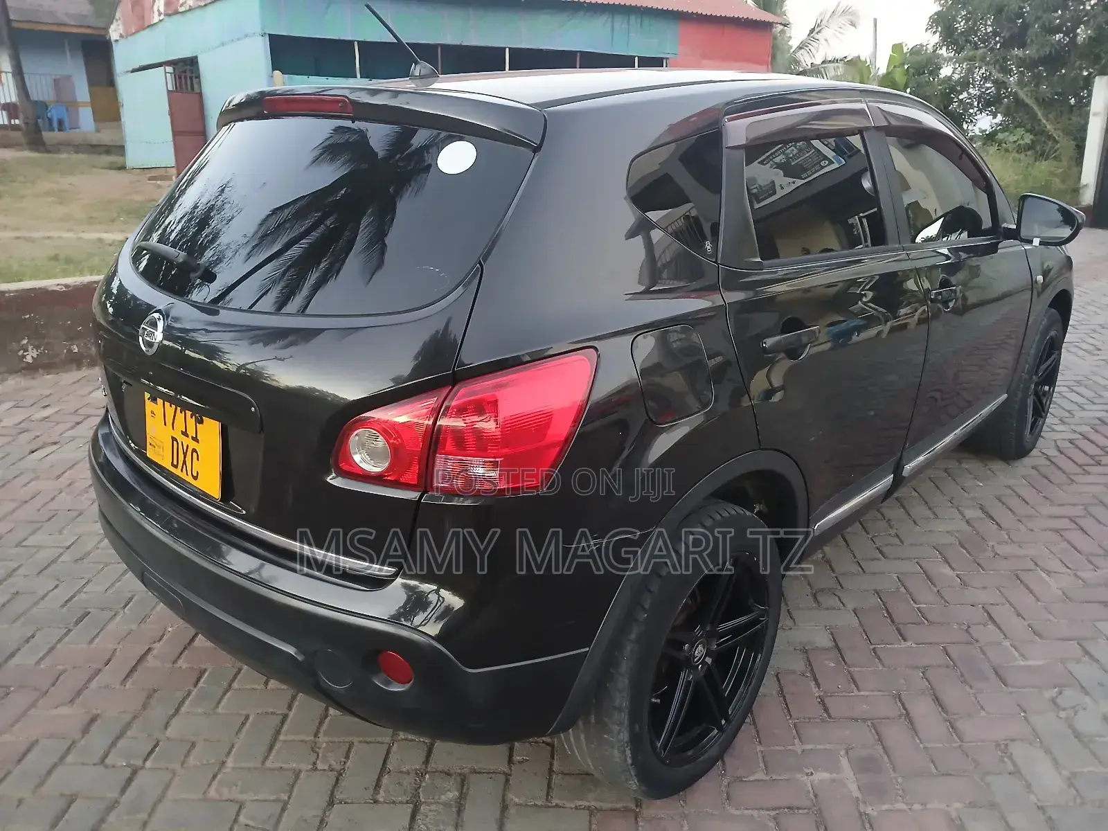 Nissan Dualis 2011 Black