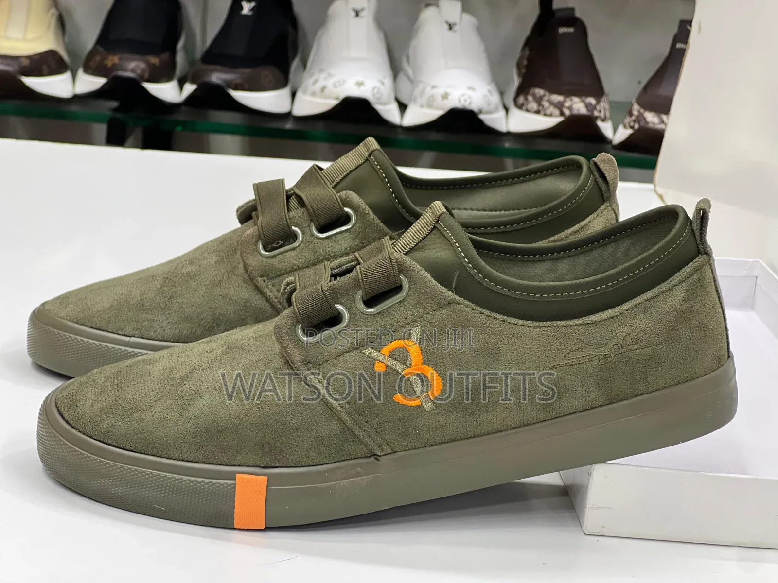 Men's and Women's Simpo Shoes Classically Casual