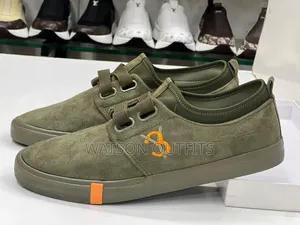 Men's and Women's Simpo Shoes Classically Casual