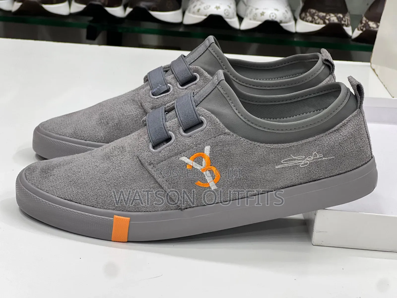 Men's and Women's Simpo Shoes Classically Casual