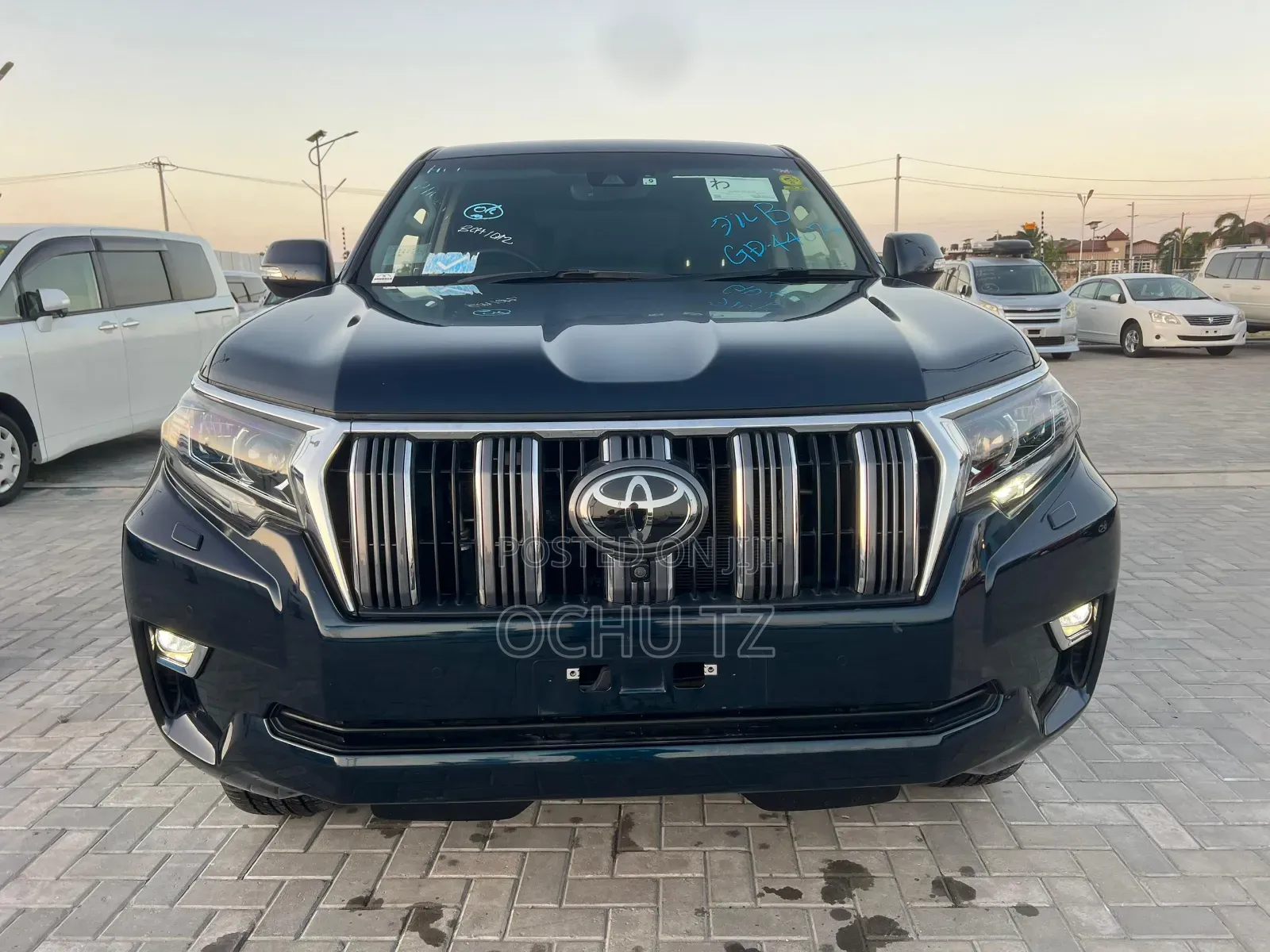 Toyota Land Cruiser Prado 2019 Black