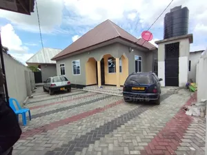 4bdrm House in Yusuph Mchakama, Ukonga for sale