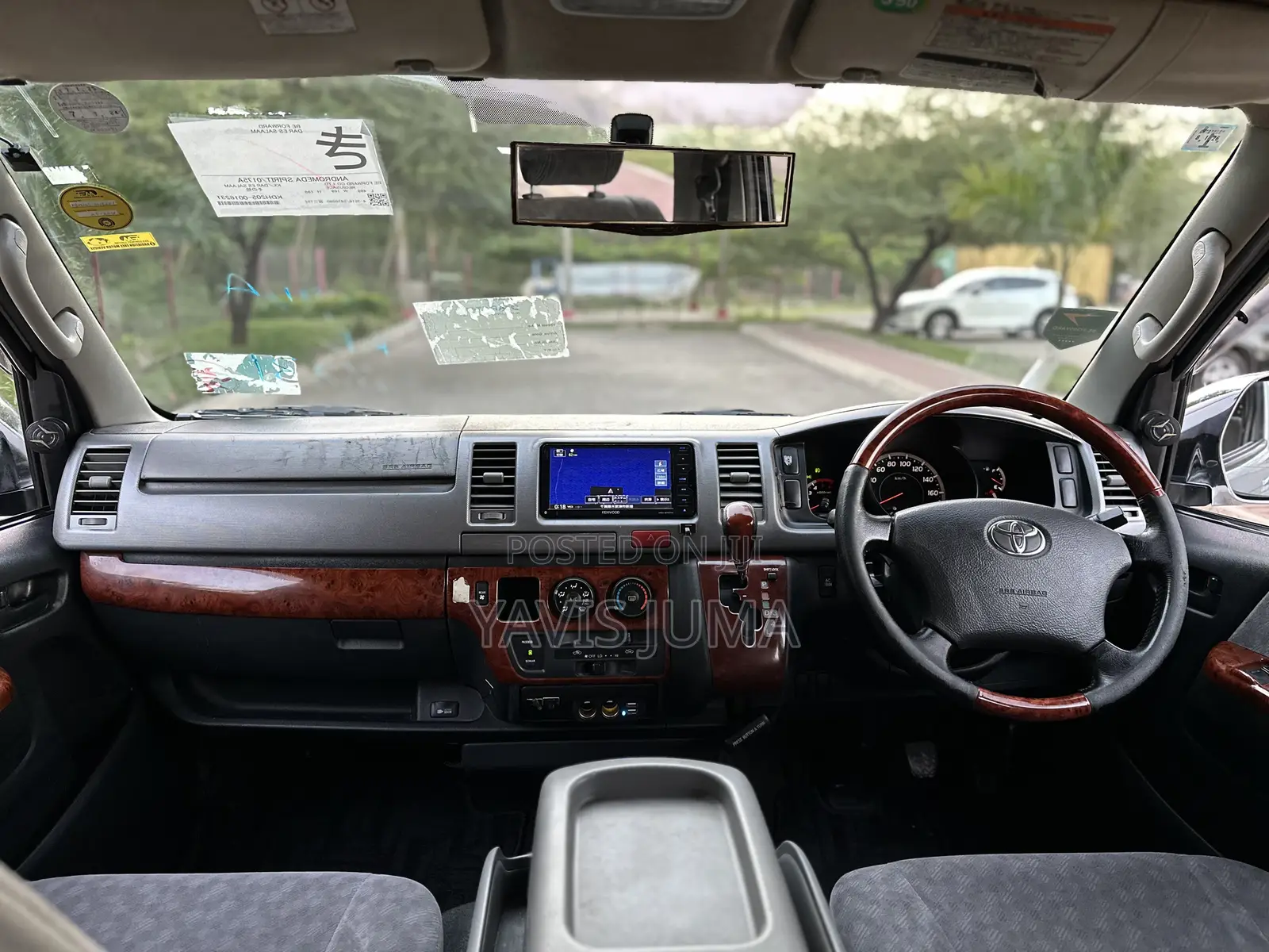 Toyota HiAce 2006 Silver