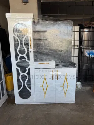 Nauza Kitchen Cabinet