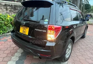Subaru Forester 2010 Black