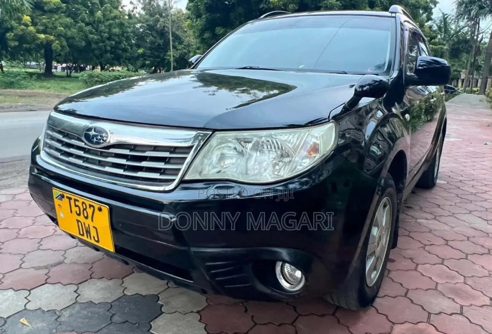 Subaru Forester 2010 Black