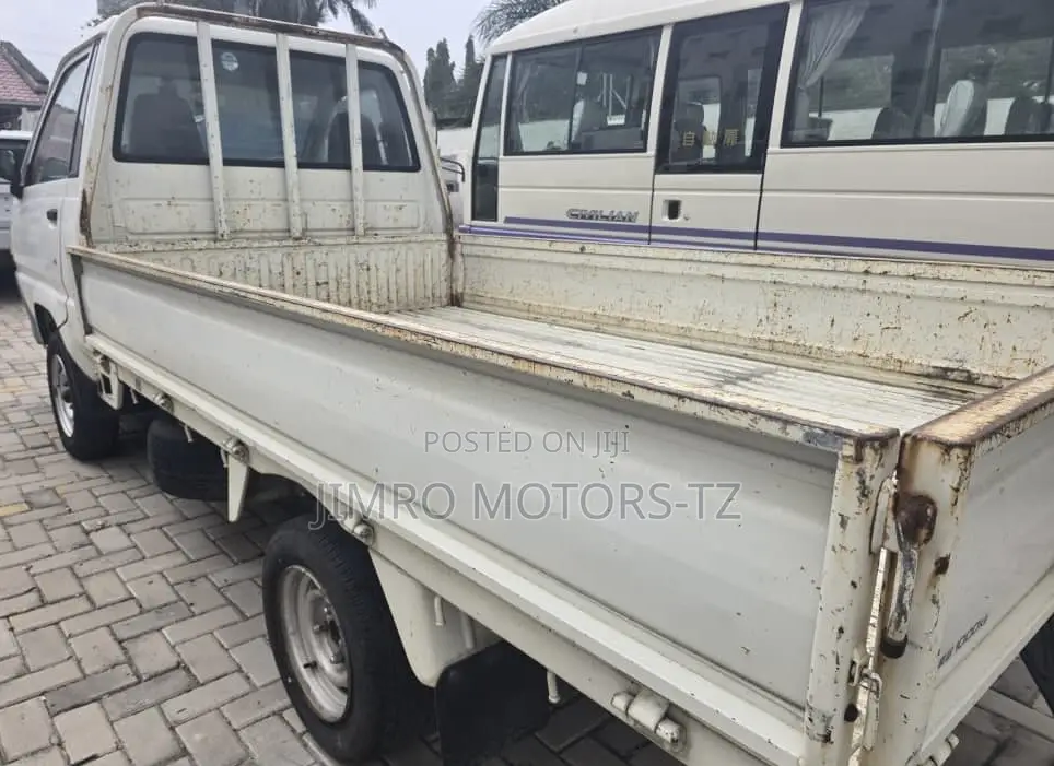 Toyota Town Ac Bei 28.000.000 Plus Registration
