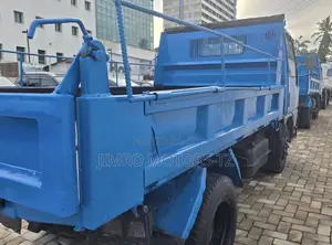 Mitsubishi Fuso Canter 1998 Blue