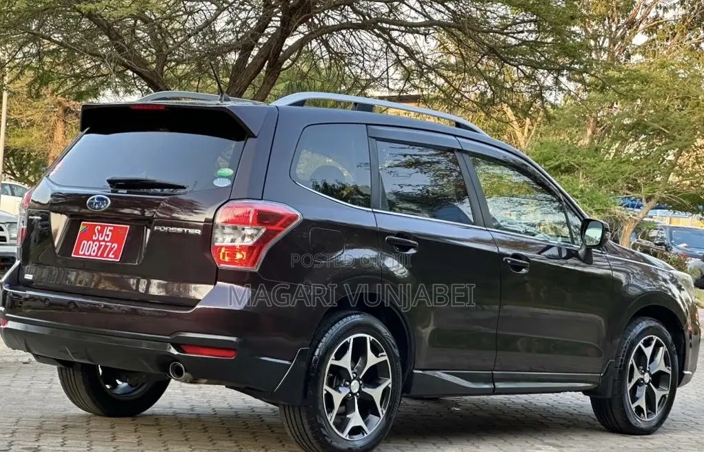Subaru Forester 2014 Burgundy