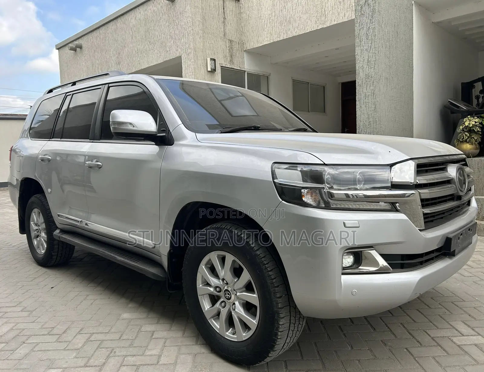 Toyota Land Cruiser 2018 Silver