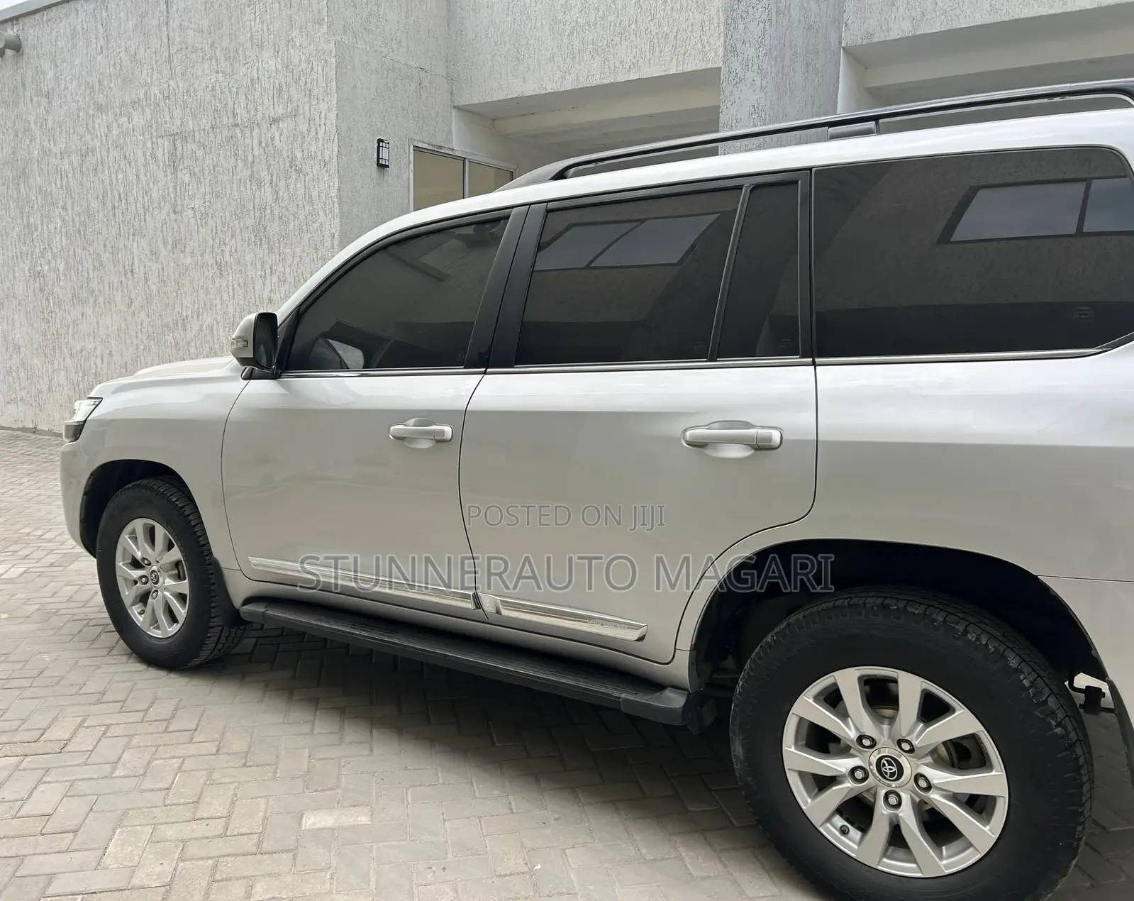 Toyota Land Cruiser 2018 Silver