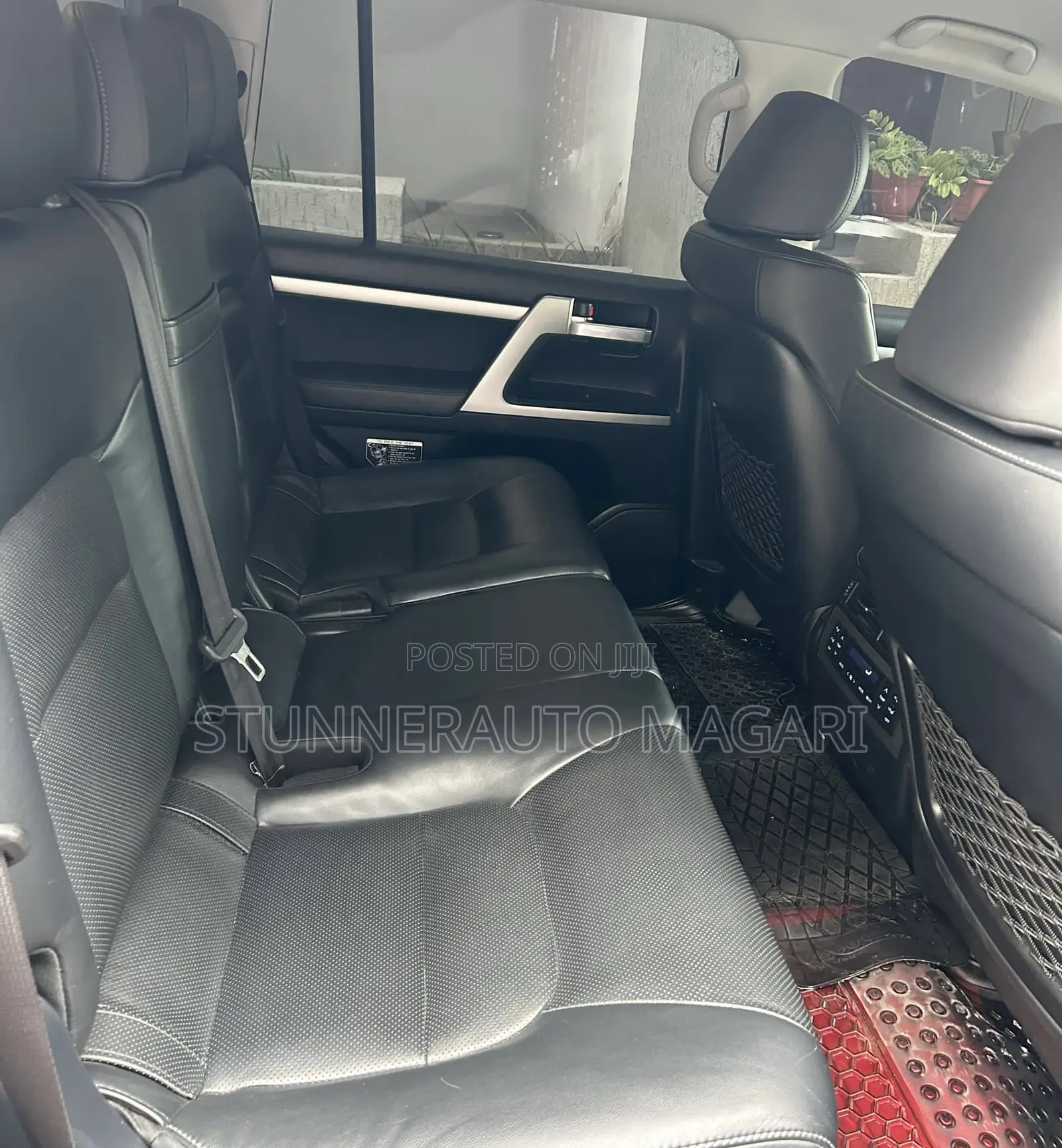 Toyota Land Cruiser 2018 Silver