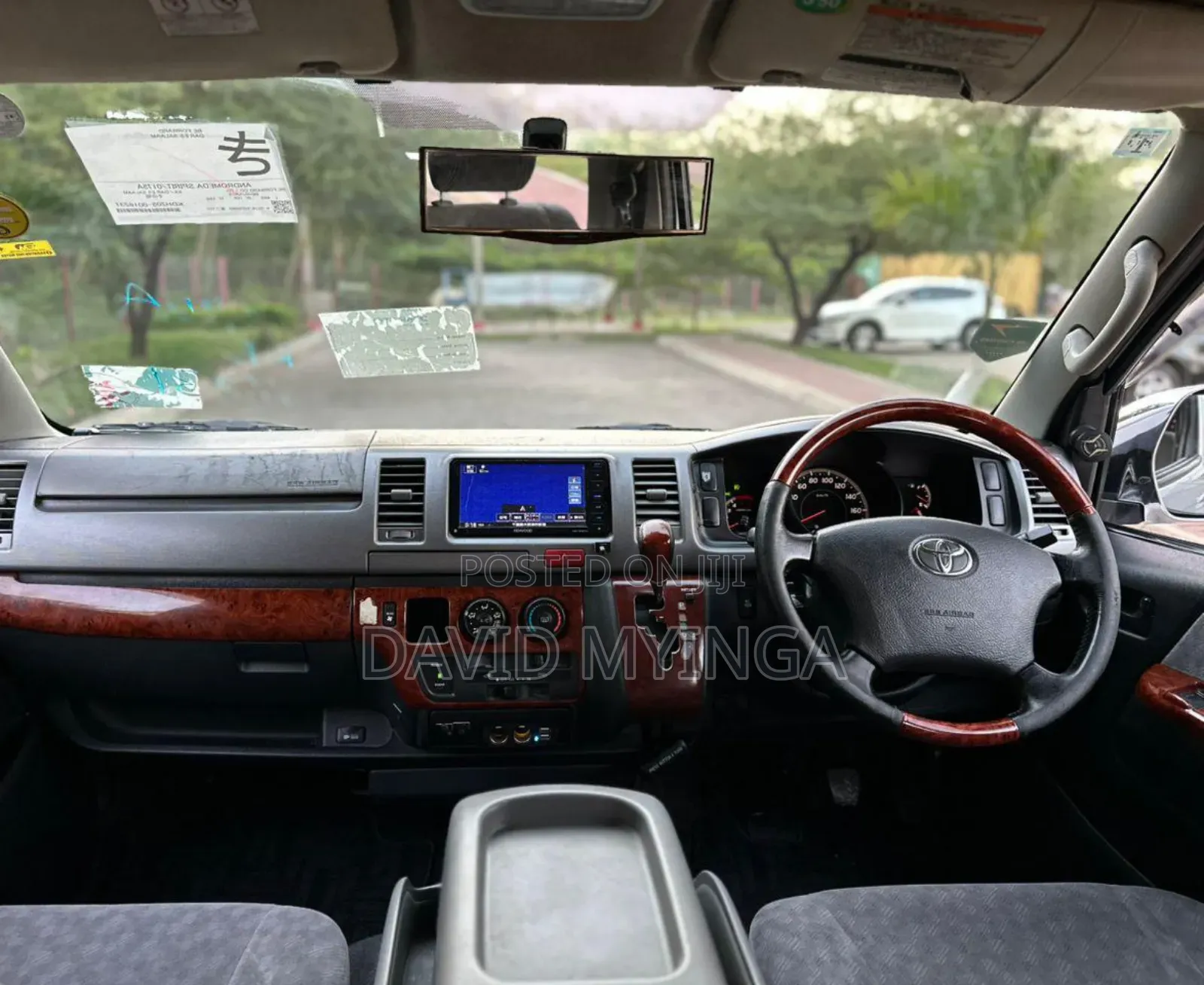 Toyota HiAce 2005 Silver