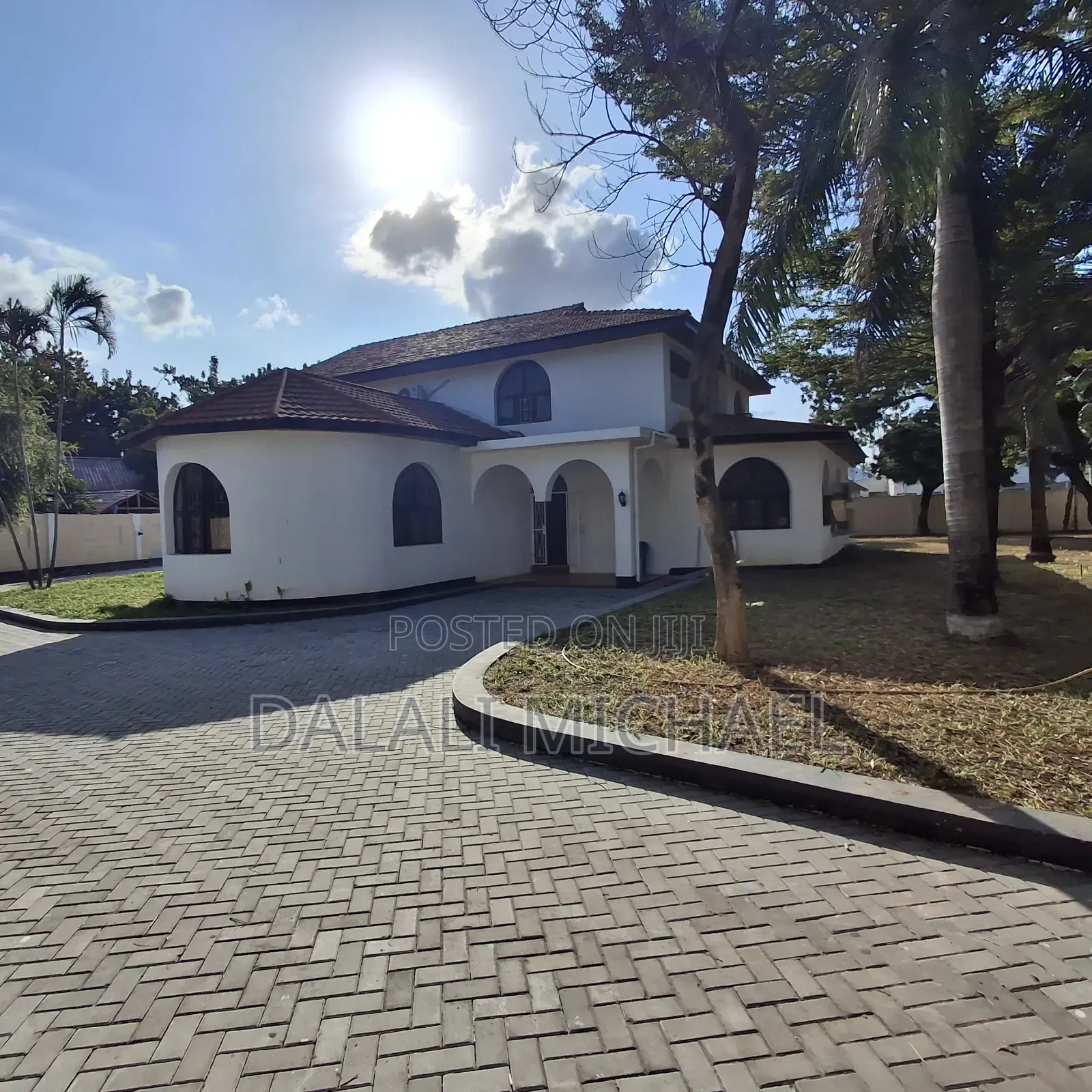 5bdrm House in Mbezibeach for rent