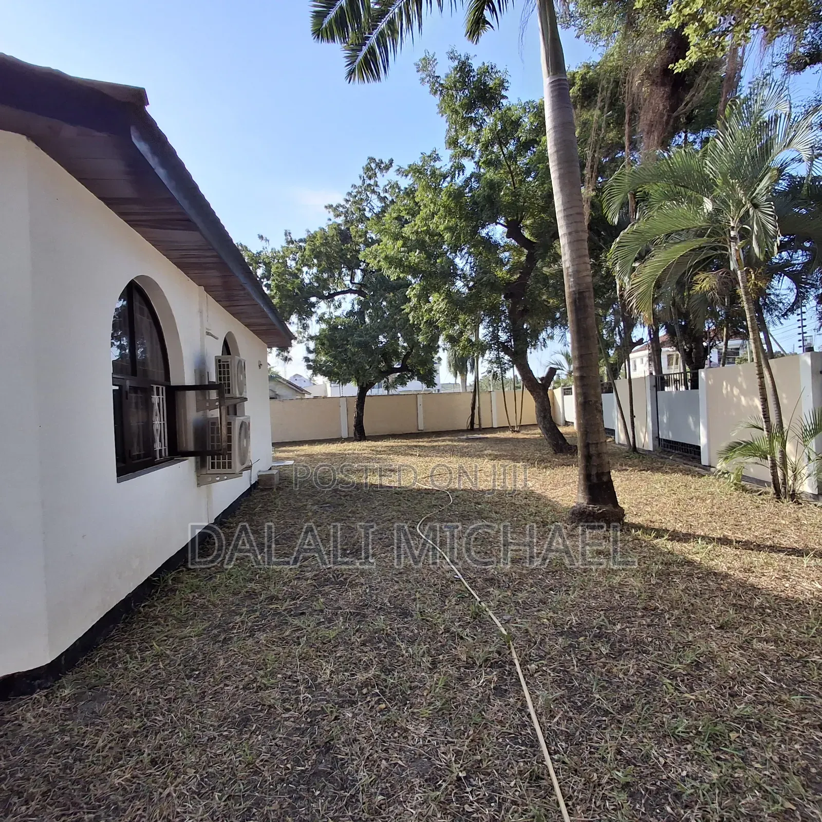 5bdrm House in Mbezibeach for rent