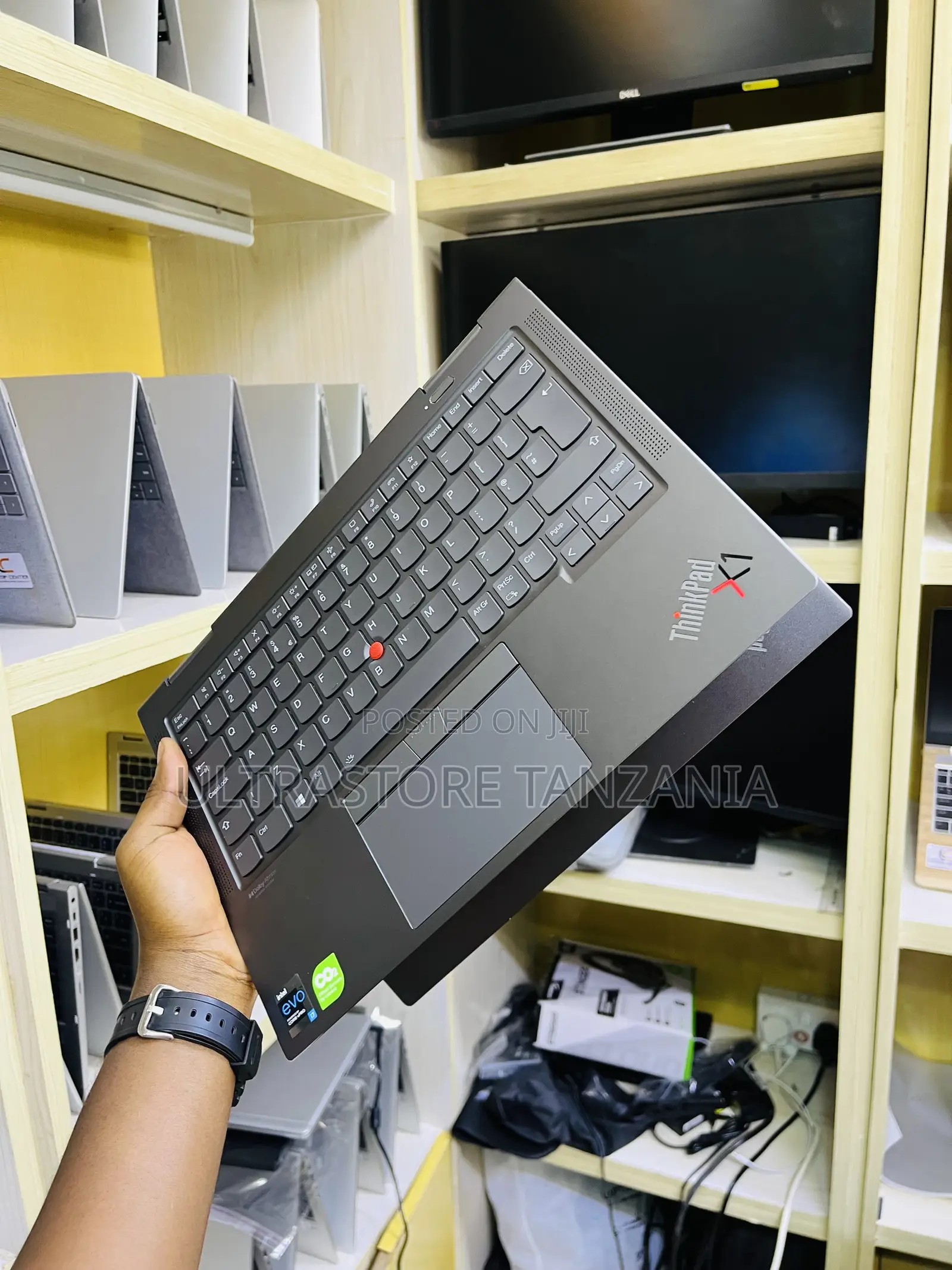 New Laptop Lenovo Thinkpad X1 Yoga 16GB Intel Core I7 SSD 512GB