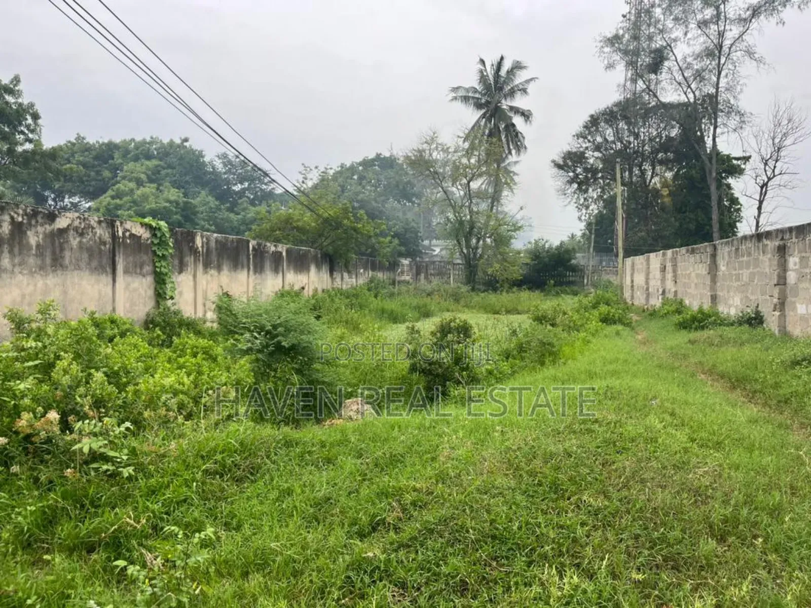Beach Plot for Sale at Bahari Beach