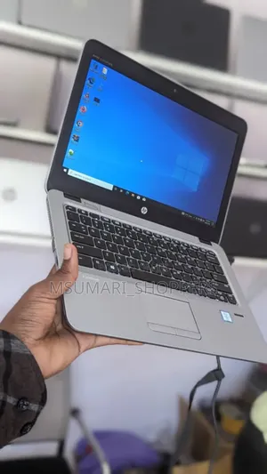Laptop HP EliteBook 820 G3 8GB Intel Core I5 HDD 500GB
