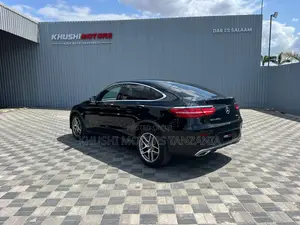 Mercedes-Benz GLC-Class 2017 Black