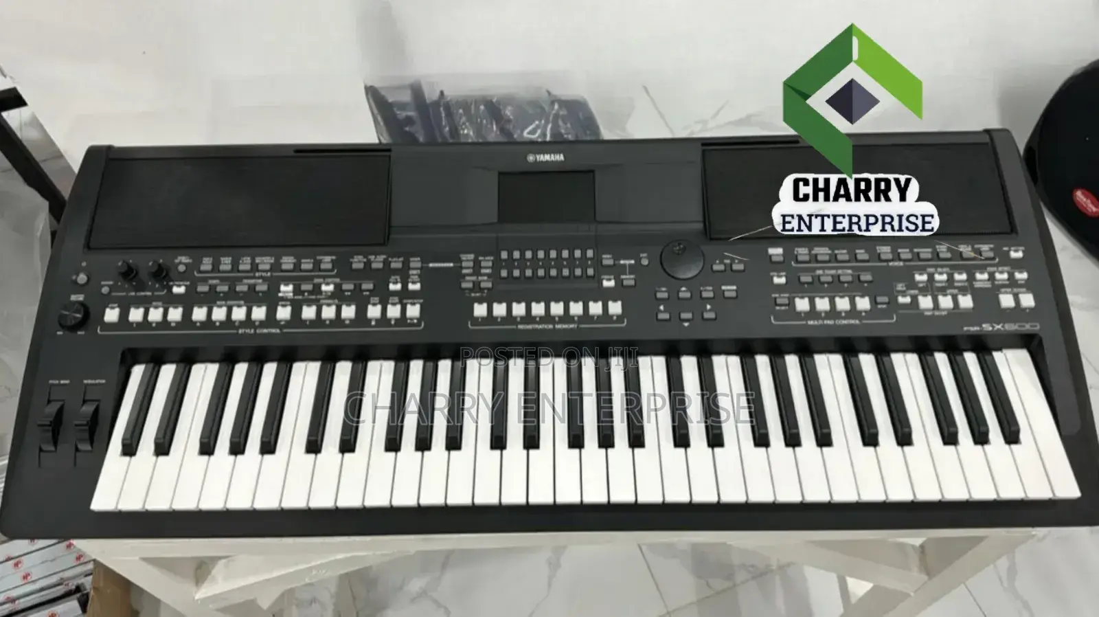 Orignal Yamaha Digital Keyboard PSR Sx600 Amplifier Speakers