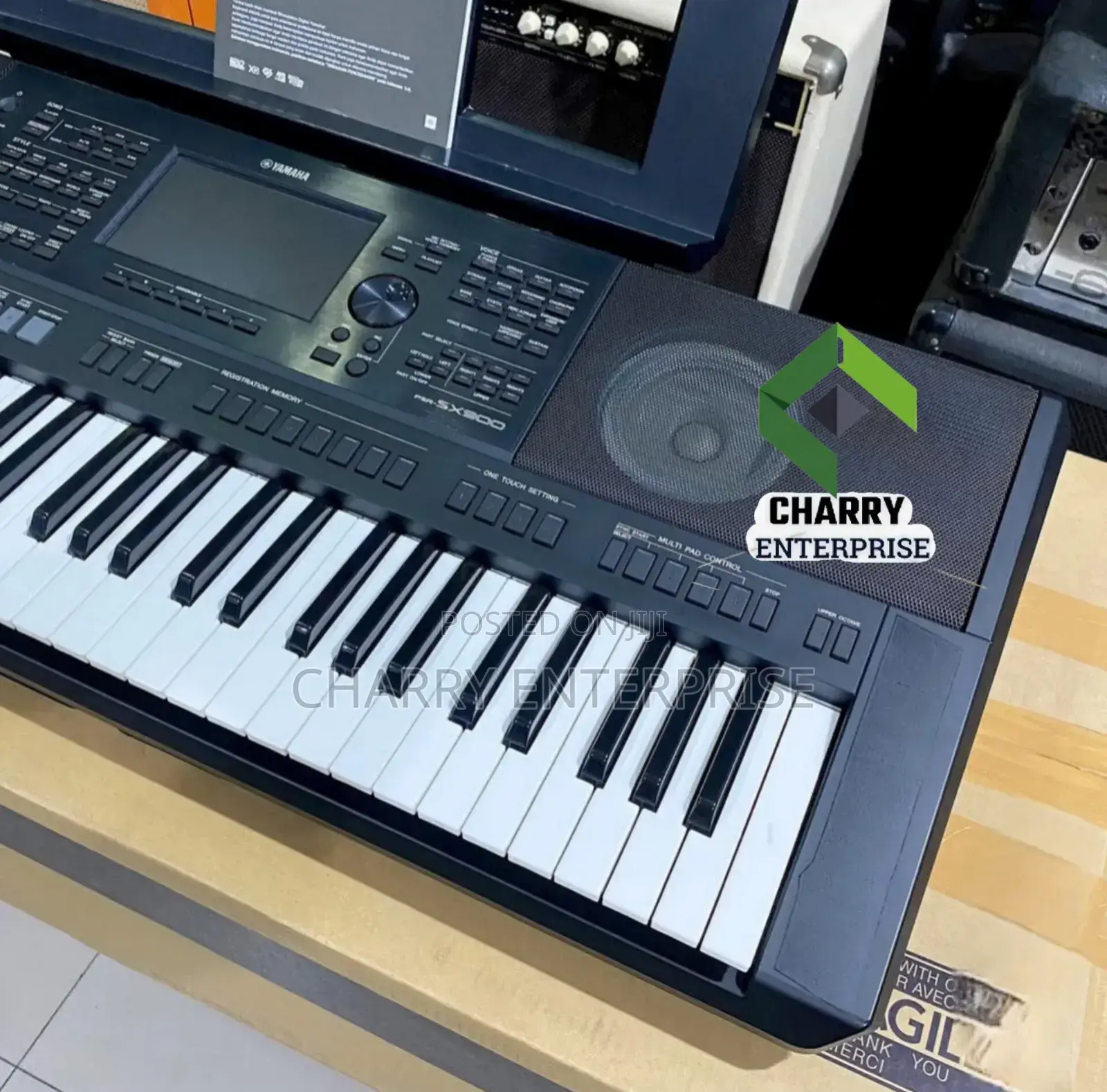 Original Yamaha Heavy Duty Digital Keyboard PSR Sx900 920