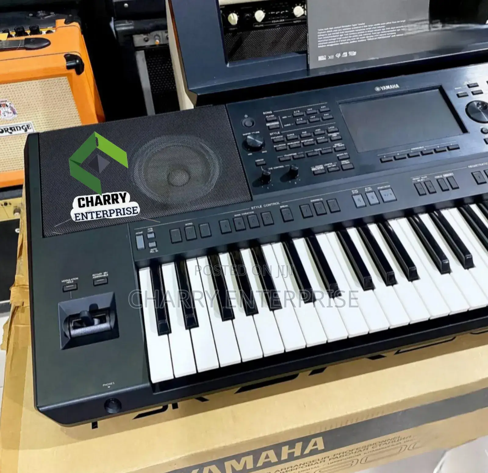 Original Yamaha Heavy Duty Digital Keyboard PSR Sx900 920