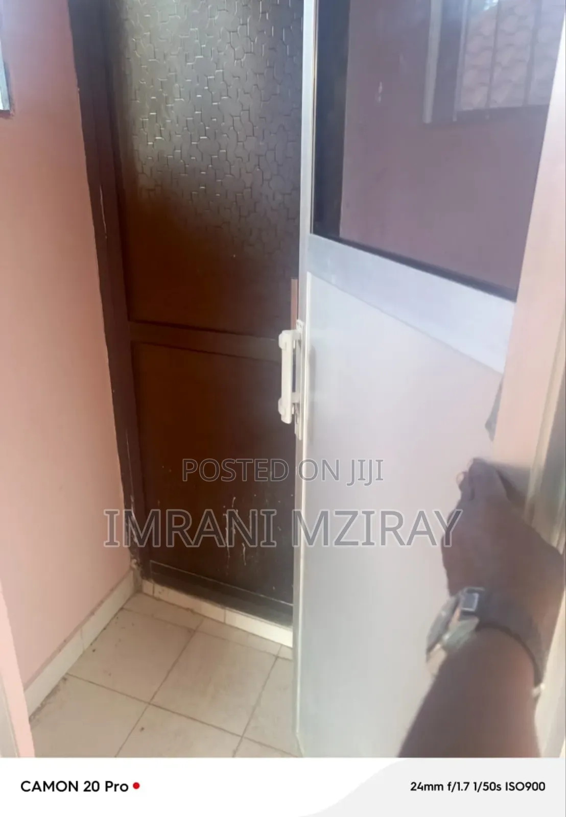5bdrm Bungalow in Upanga West for sale