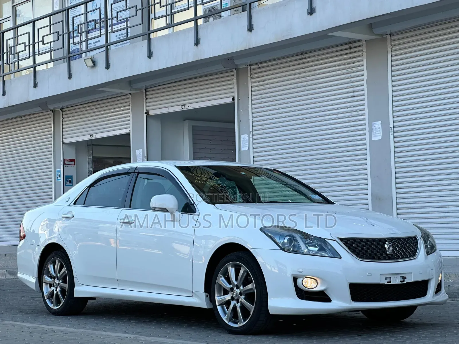 Toyota Crown 2009 White