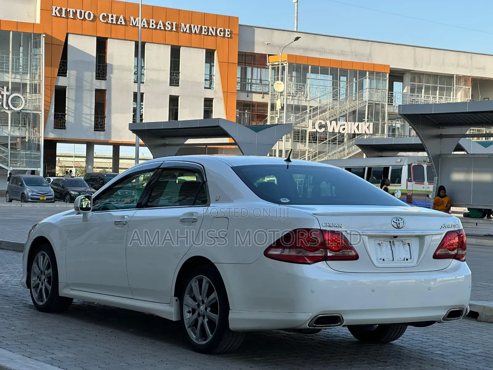 Toyota Crown 2009 White