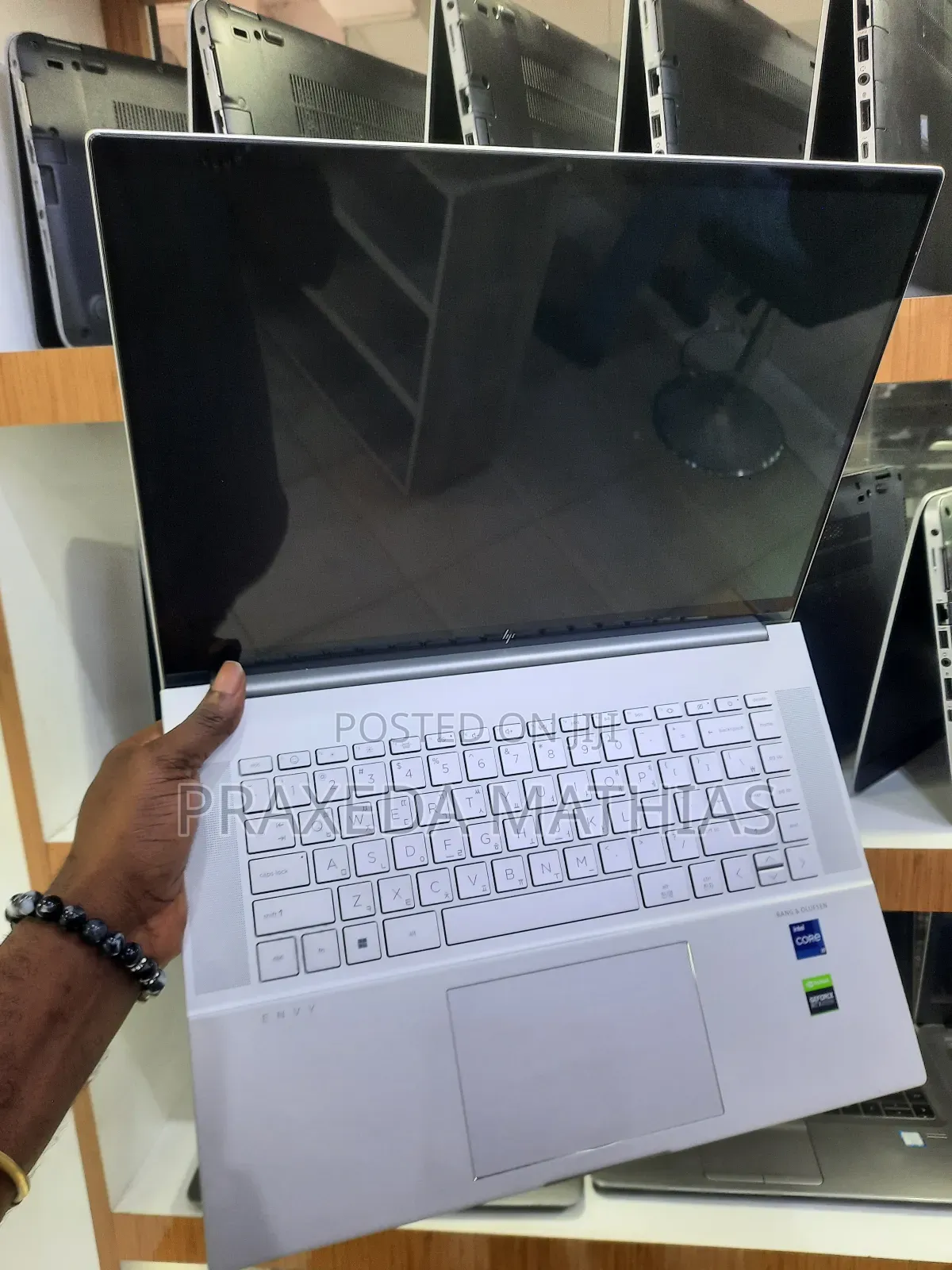 New Laptop HP Envy 16 Gaming 16-H1023dx 16GB Intel Core I9 SSD 512GB