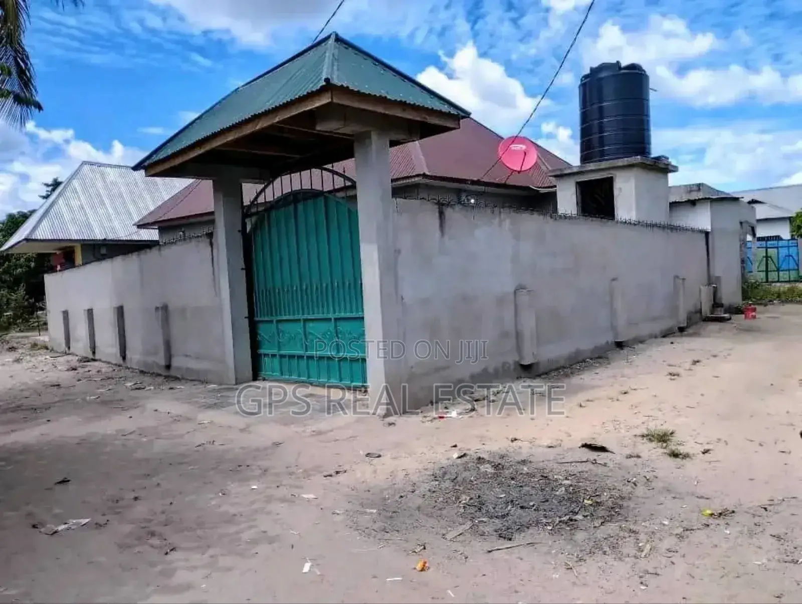 3bdrm House in Kivule Makonde, Mlandizi for sale