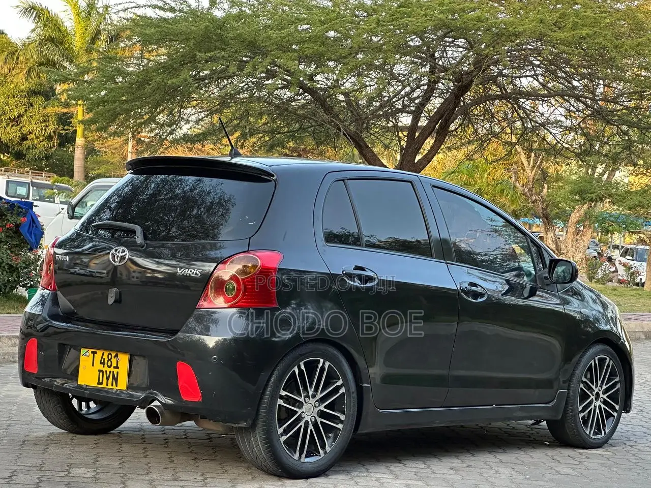 Toyota Vitz 2008 Black