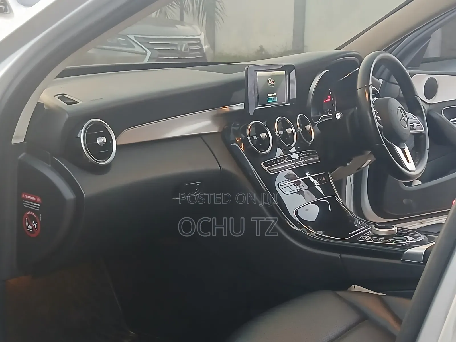 Mercedes-Benz C180 2020 Silver