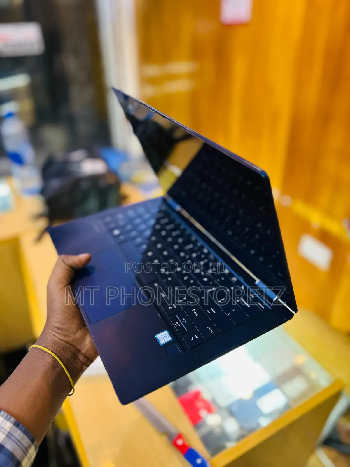 Laptop HP Elite Dragonfly X360 8th Gen 8GB Intel Core I5 SSD 512GB