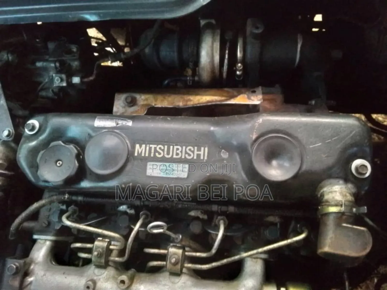 Mitsubishi Fuso Rosa 2000 Orange