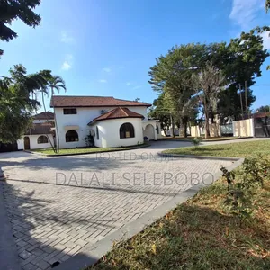 5bdrm Bungalow in Mbezi Beach Kwazena for rent