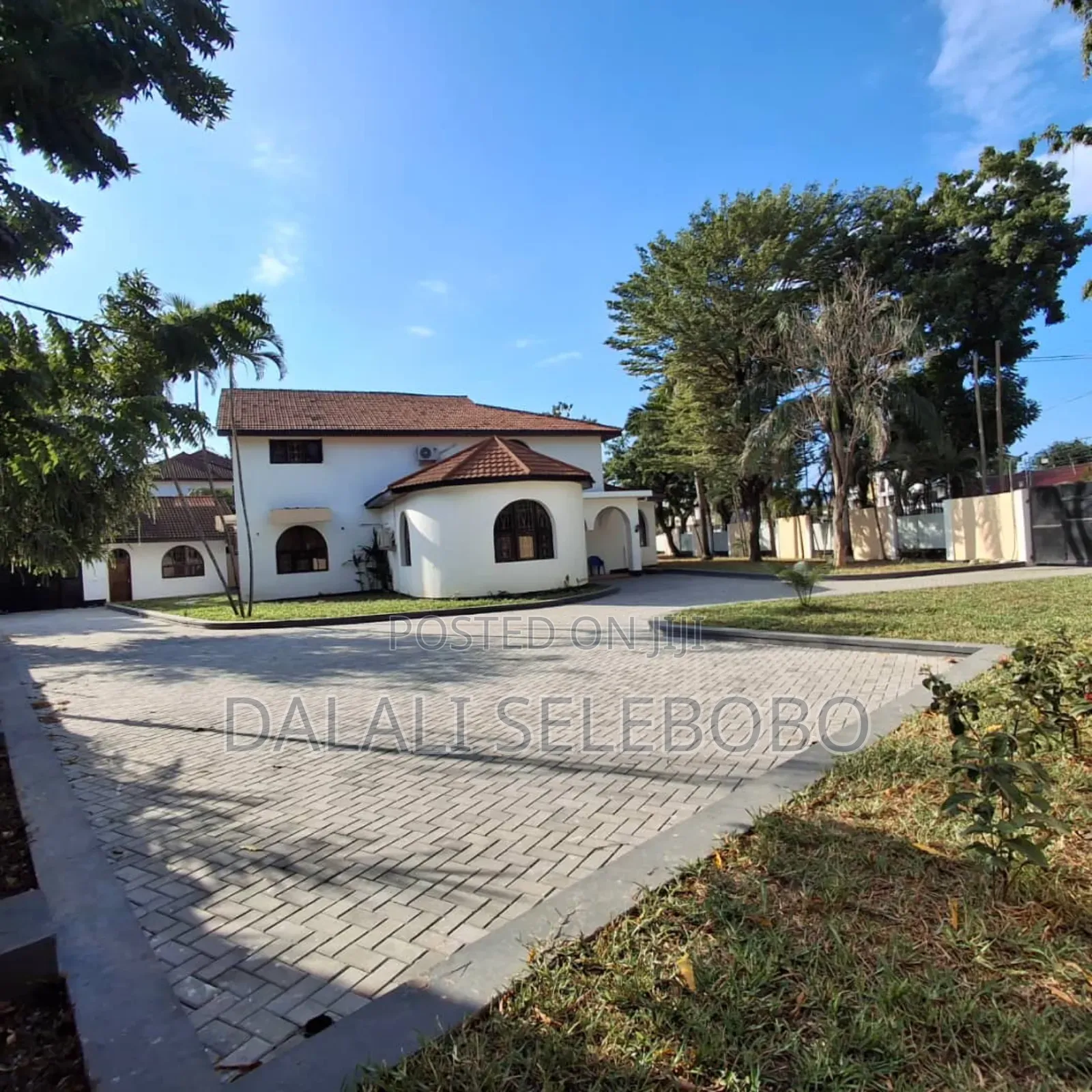 5bdrm Bungalow in Mbezi Beach Kwazena for rent