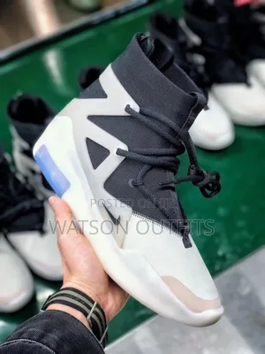 Men's Boot Sneakers With Completely Leather Materials