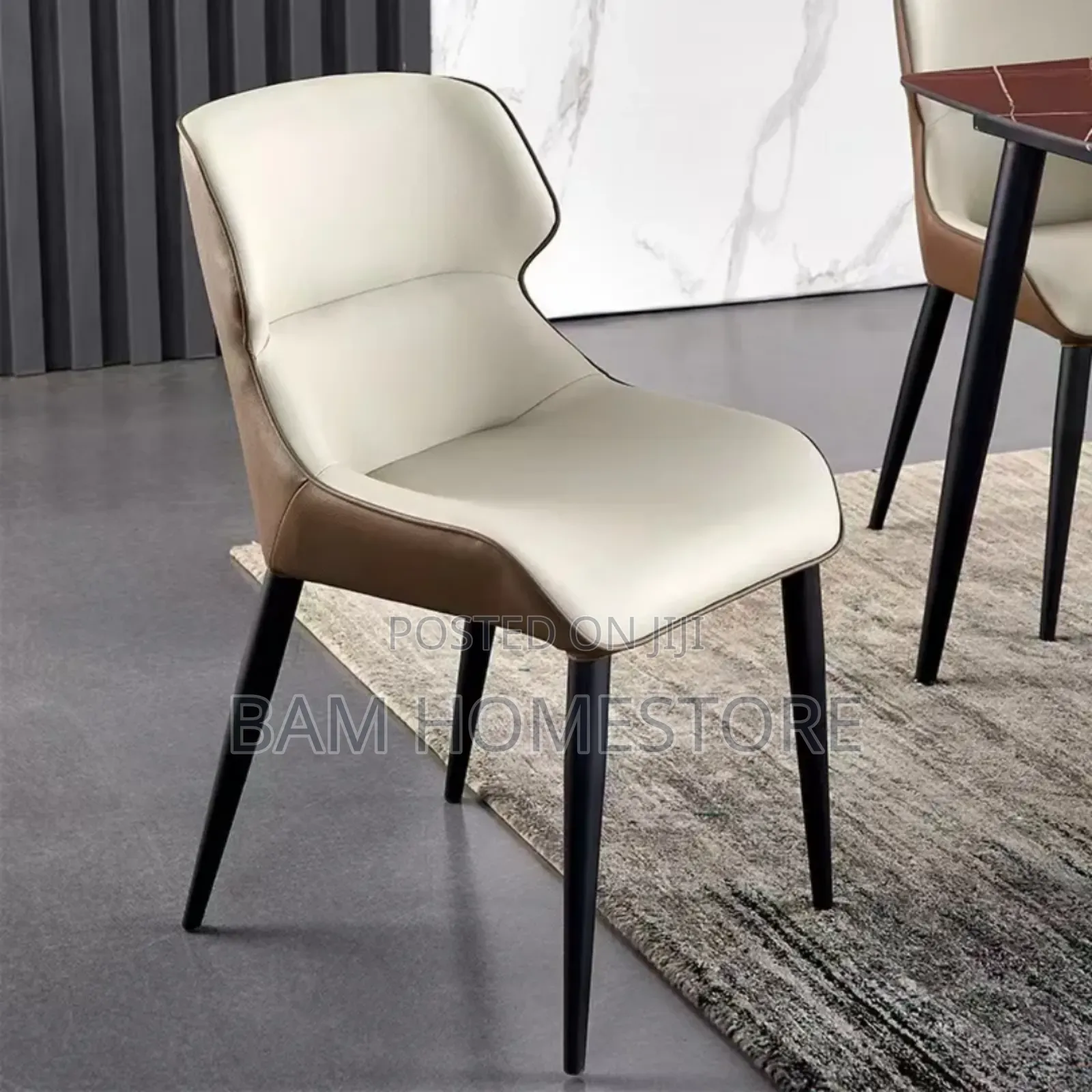 Marble Table+ Classic Leather Chair