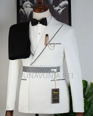 Belt Stones White Suit / Suit Nzuri Za Kiumee