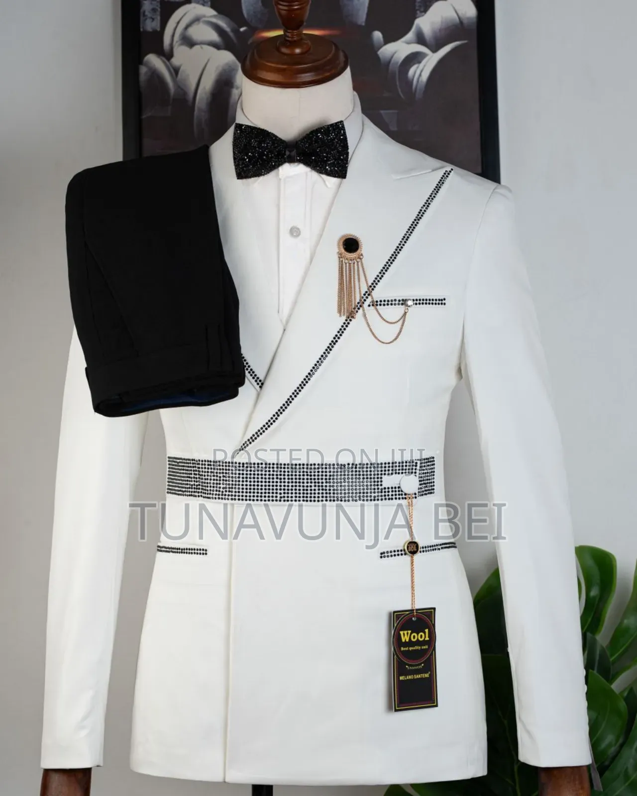 Belt Stones White Suit / Suit Nzuri Za Kiumee