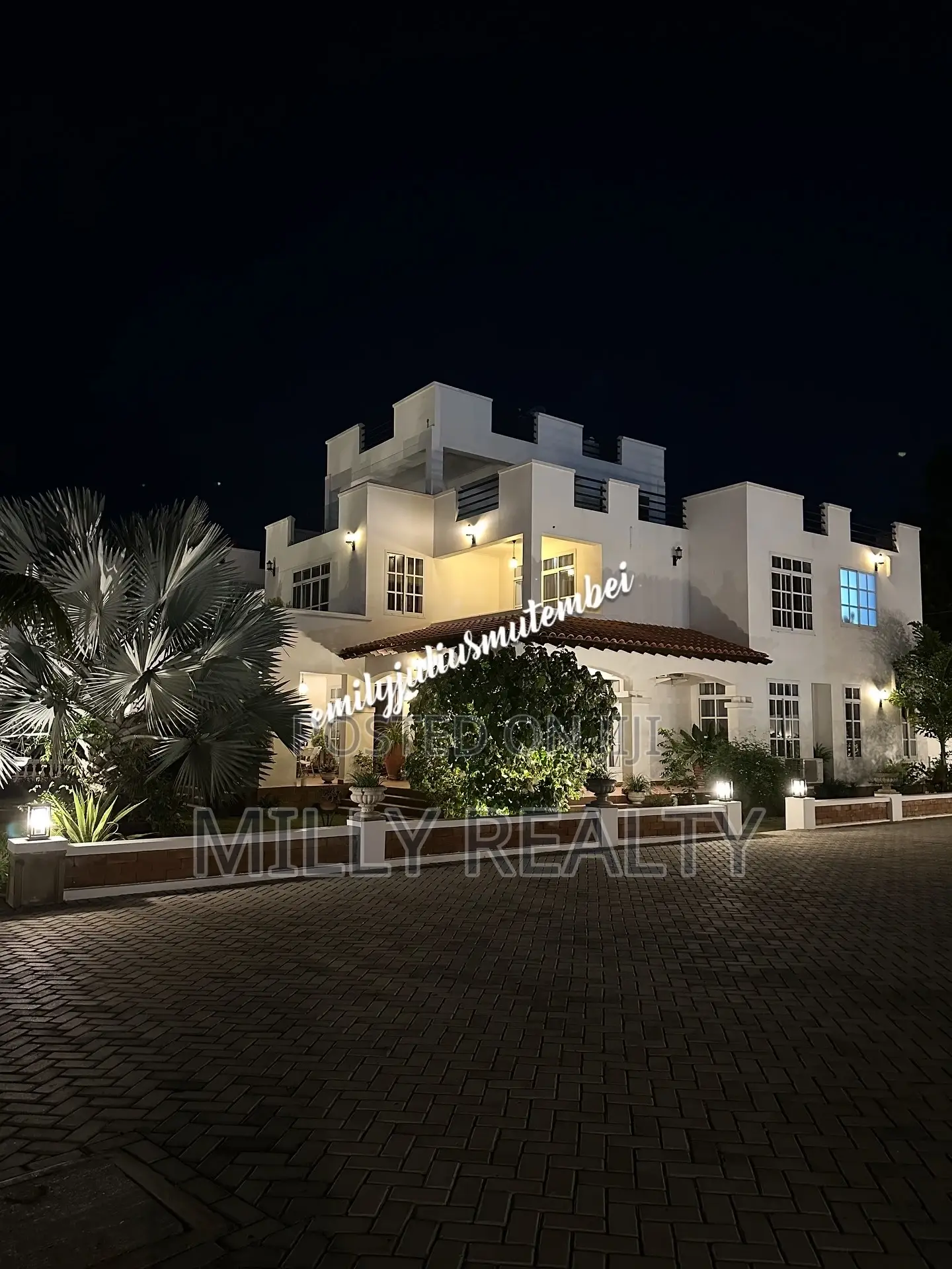 Furnished 5bdrm Villa in Mikocheni Beach for rent